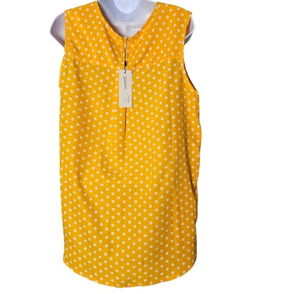 NWT MILEAGE Sleeveless Yellow Polka Dot Top Size 1X Plus Size Flowy Classic - Picture 3 of 9